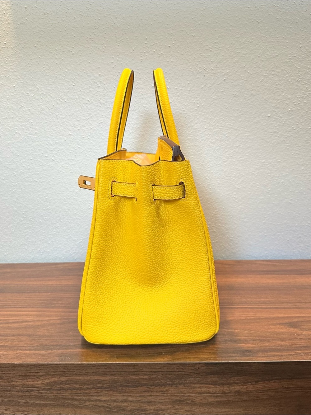 INSPIRED Togo Leather Structured Tote in Vibrant Yellow - Size 35 GOLD Hardware - Picture 7 of 15